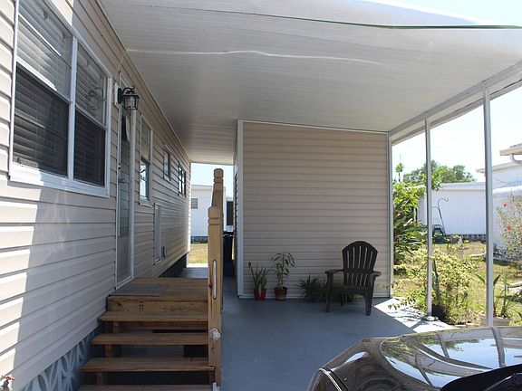 4th image of 2130 York Dr