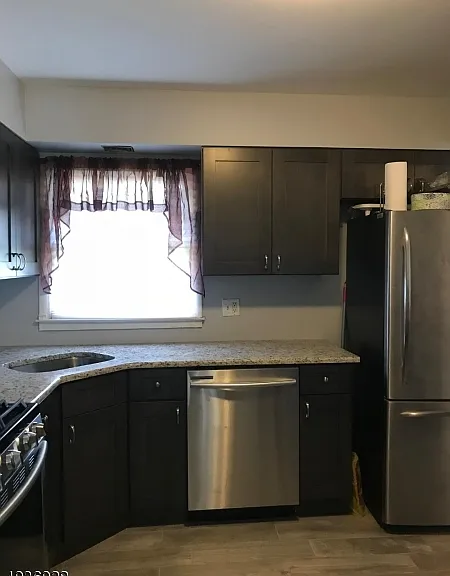 53 Birch Ave — Photo 2