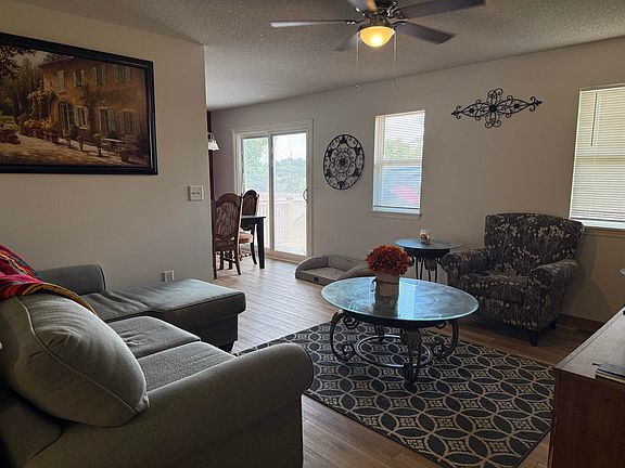 2nd image of 632 S Longbranch Dr