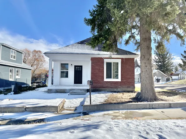 422 Emerald St, Kemmerer, WY 83101