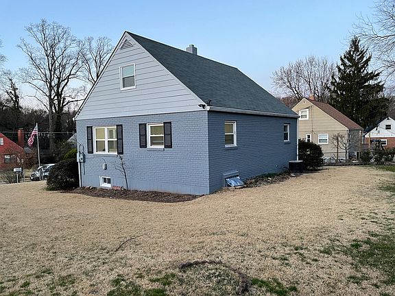 3rd image of 7139 Oakland Ave