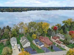 25112 Wind Lake Rd S, Waterford, WI 53185