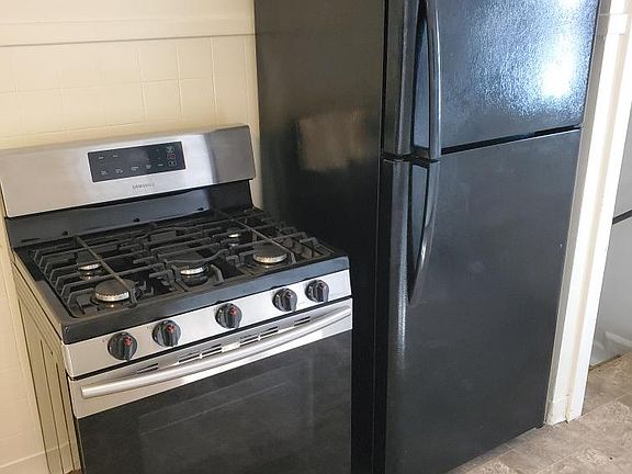 Gas stove