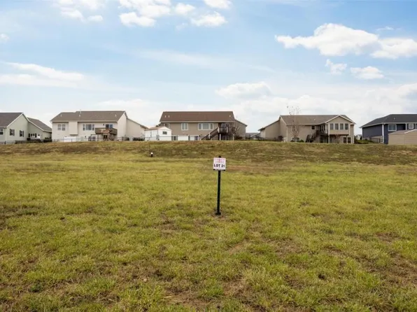 116 Shiloh Vista Ave, Urbana, IA 52345