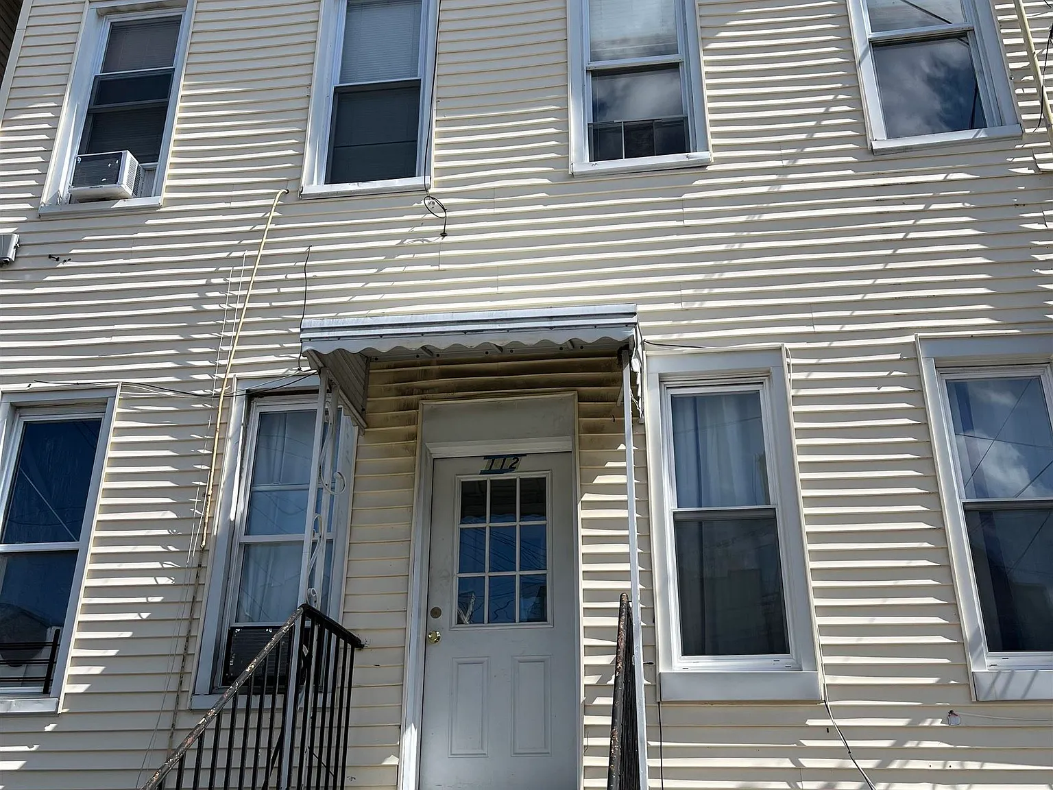 1 bed, 1.0 bath, 500 sqft, $1,900 — Photo 2