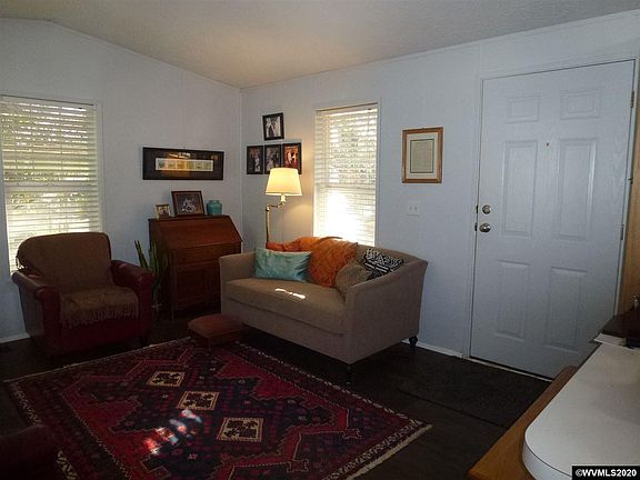 5th image of 9874 Golf Club Rd SE Unit 22