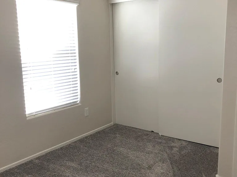 22985 S 218th St — Photo 38