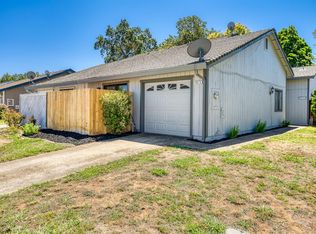 9414 Aizenberg Cir, Elk Grove, CA 95624