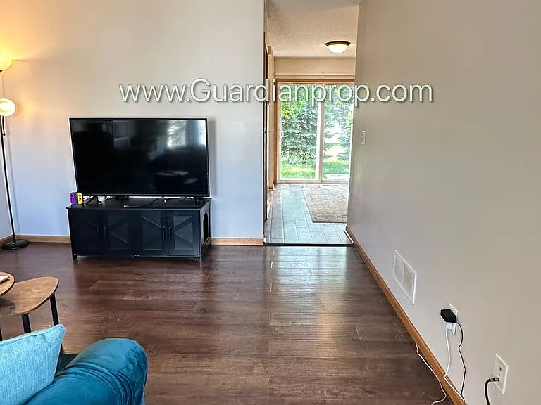 16505 Timber Crest Dr SE — Photo 6