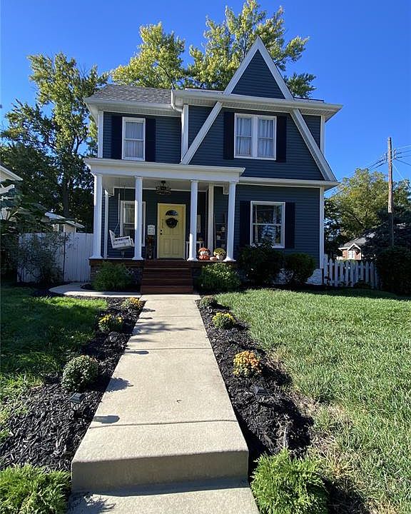 1st image of 735 Jefferson St