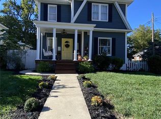 735 Jefferson St, Saint Charles, MO 63301