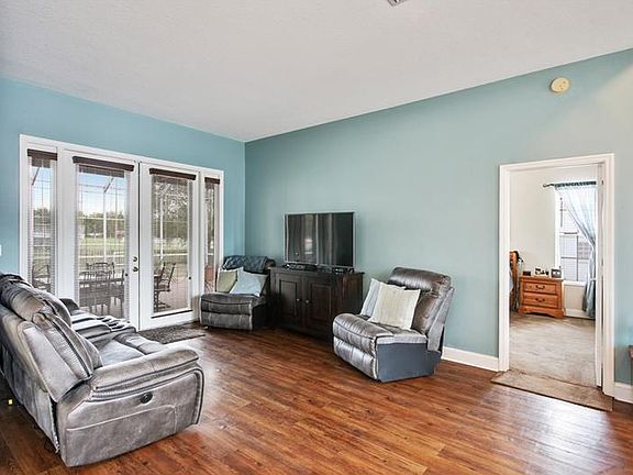 4th image of 2211 Heritage Crest Dr