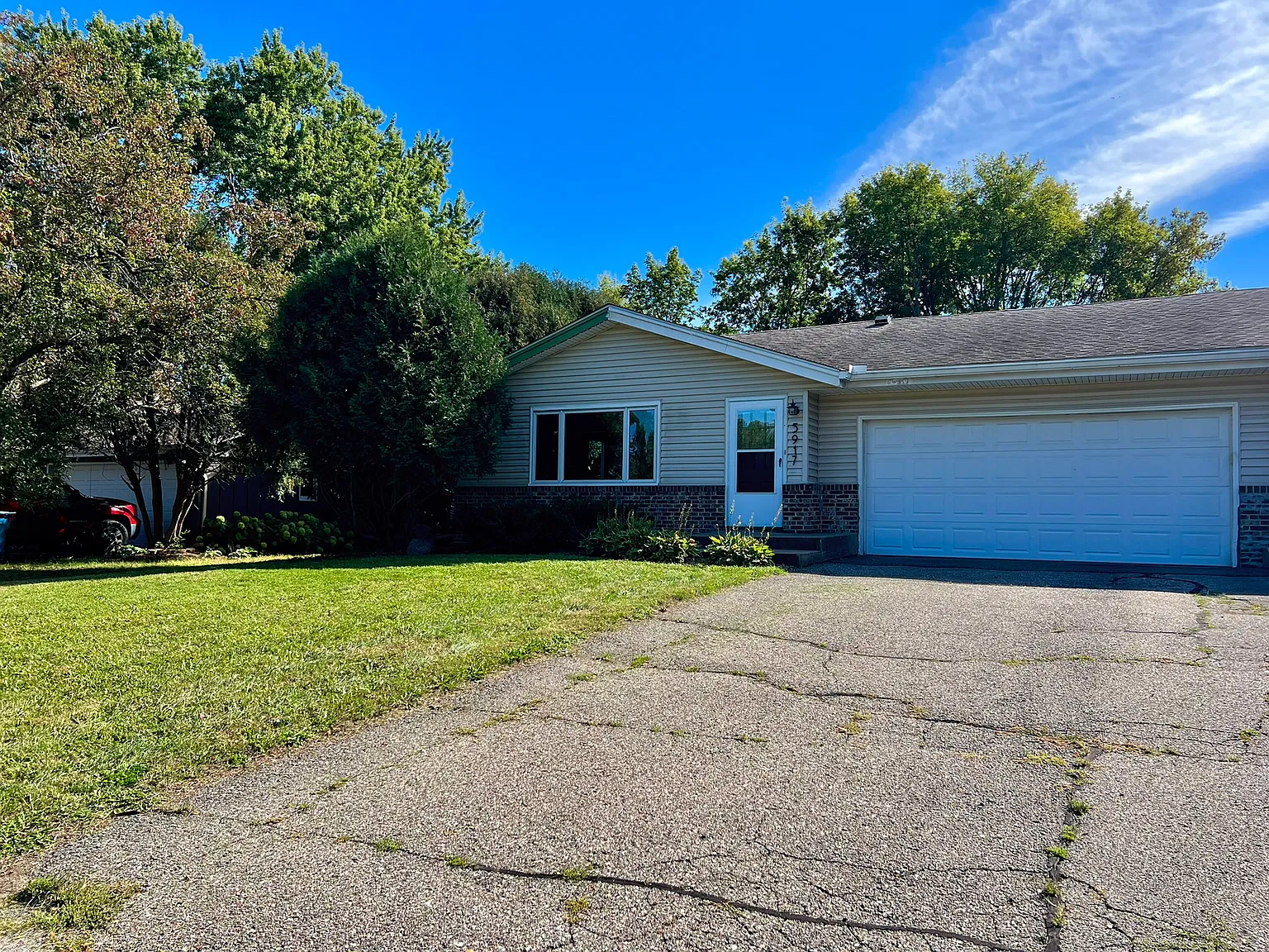 3 bed, 2.5 bath, 1809 sqft, $2,395 — Photo 1