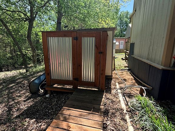 5th image of 280 Cedar Blue Rd