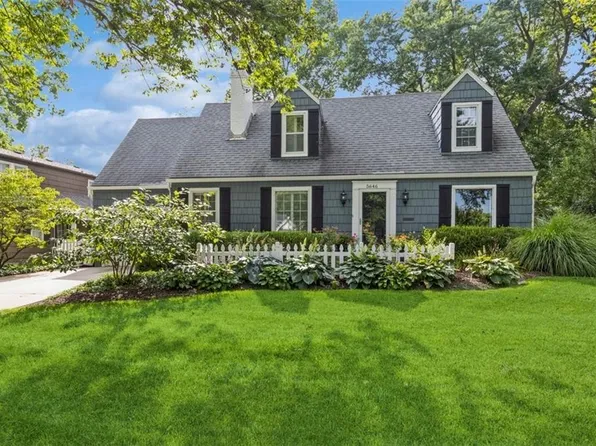 5646 Fairway Rd, Fairway, KS 66205