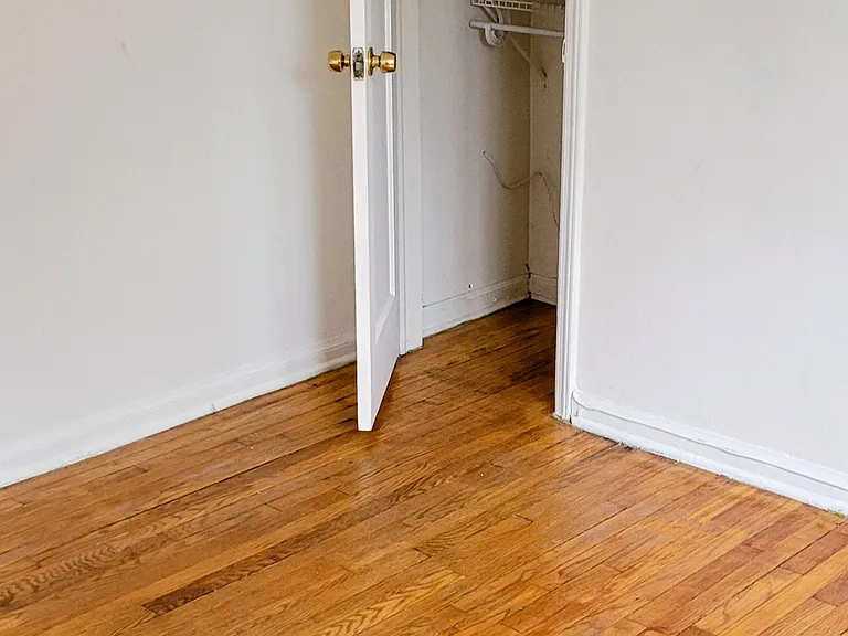 37A 16th Ave #A — Photo 6