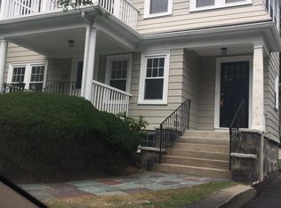 212 Brook Rd #1, Milton, MA 02186