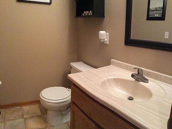 1/2 bath