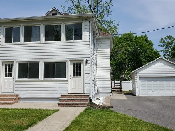 102 Hazel St, Liverpool, NY 13088
