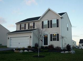 5201 Overlook Ln, Canandaigua, NY 14424