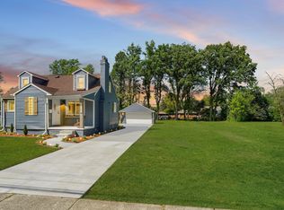 20157 Huntington Ave, Harper Woods, MI