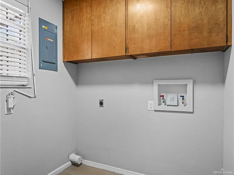 401 N 41st St #16 — Photo 12