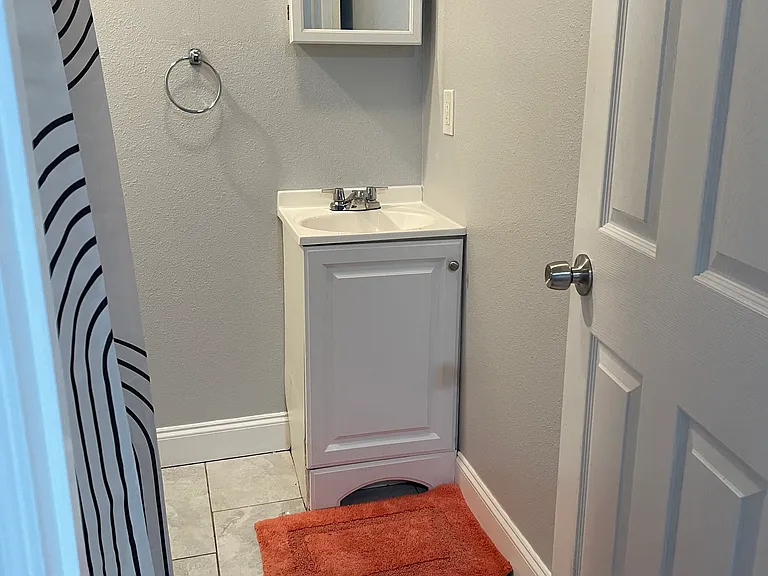 4619 Merrimac Ave #2 — Photo 7