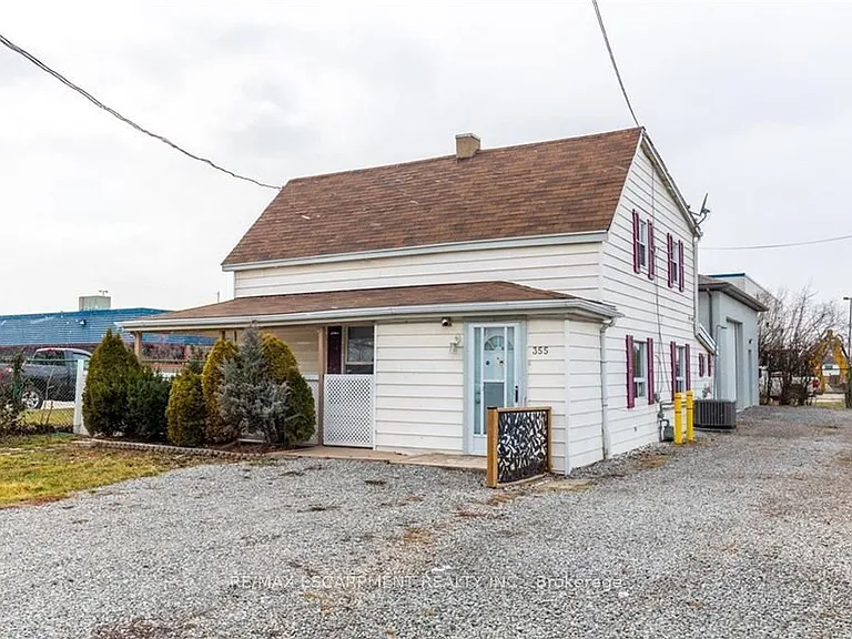 355 Jones Rd — Photo 1