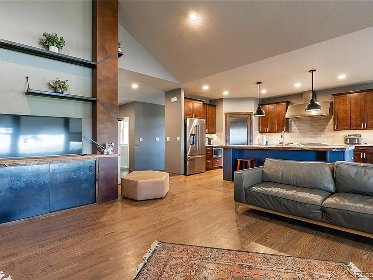 601 Pioneer Hvn — Photo 10