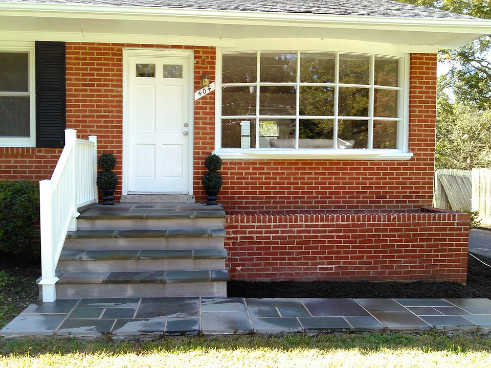1st image of 404 Holly Dr