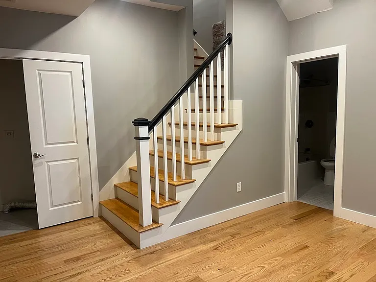 157 Oak St #1R — Photo 12