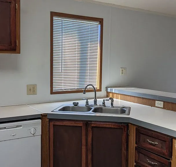 210 Arrow Way — Photo 9