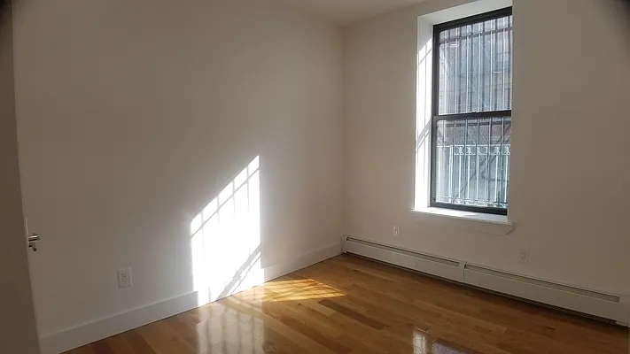 Rented by Compass | media 16