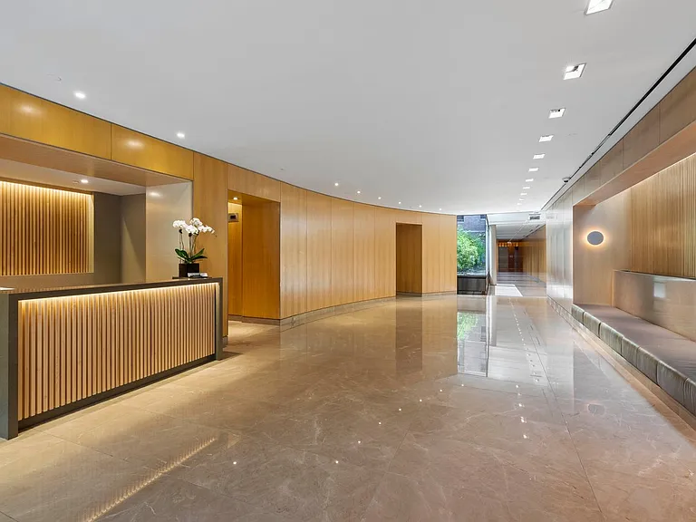 360 W 43rd St #S4D — Photo 8
