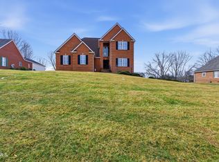 117 Canterbury Pl, Bristol, TN 37620