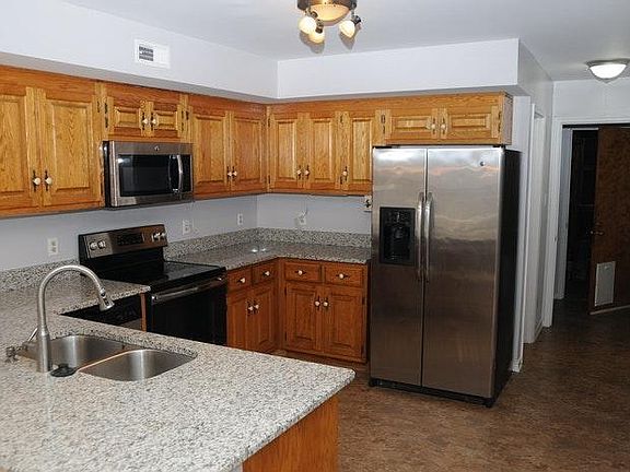5th image of 4670 Fort McHenry Pkwy