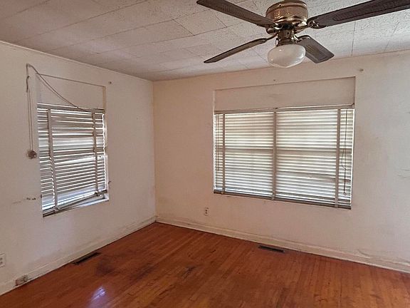 5th image of 9053 JEFFERSON Avenue