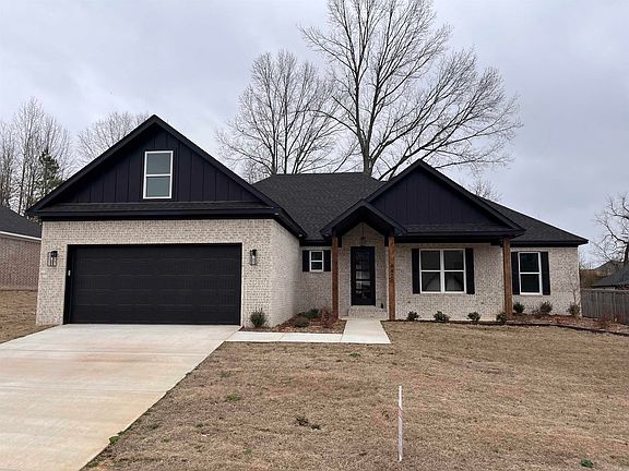 2nd image of 4420 Cumberland Cir