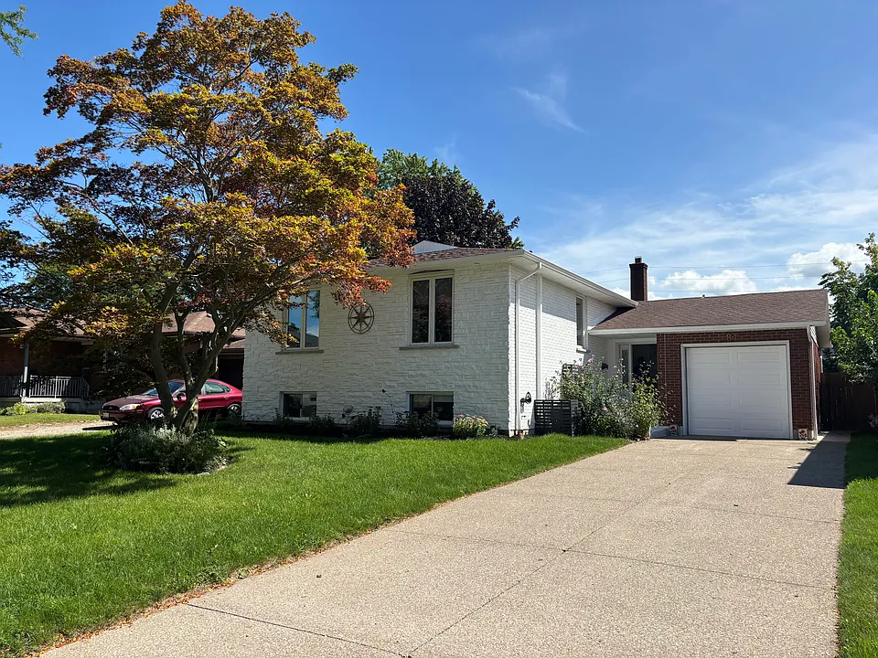 84 Ziraldo Rd