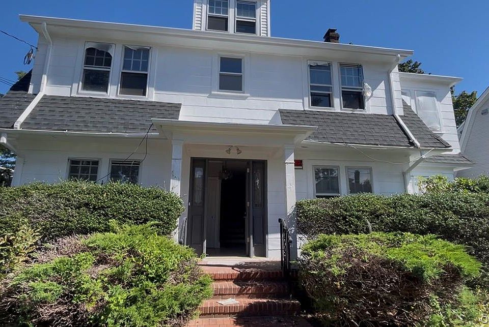 1st image of 39 Hilbert Street