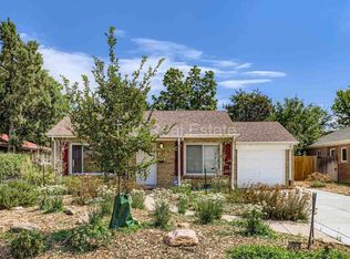 2140 Niagara St, Denver, CO 80207