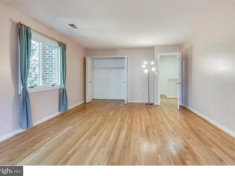 7220 Vistas Ln — Photo 19