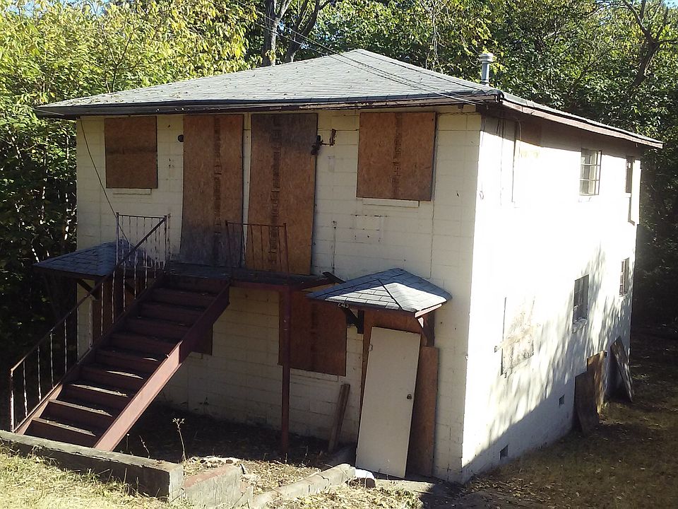 2nd image of 243 Sciple Ter NW APT 4