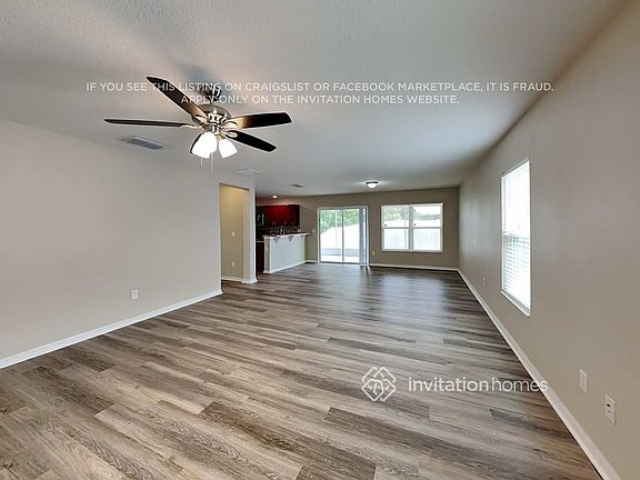 3rd image of 10732 Southern Forest Dr