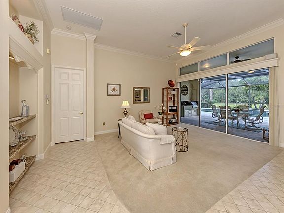 5th image of 513 Cheval Dr