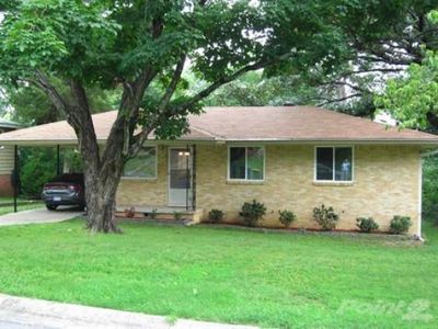 72 Broadmoor Dr, Little Rock, AR, 72204