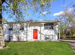 9913 Strathmore Ct, Indianapolis, IN