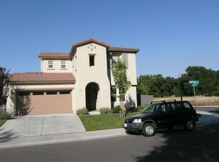 3814 W River Dr, Sacramento, CA 95833