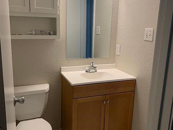 5th image of 1117 E Linda Dr