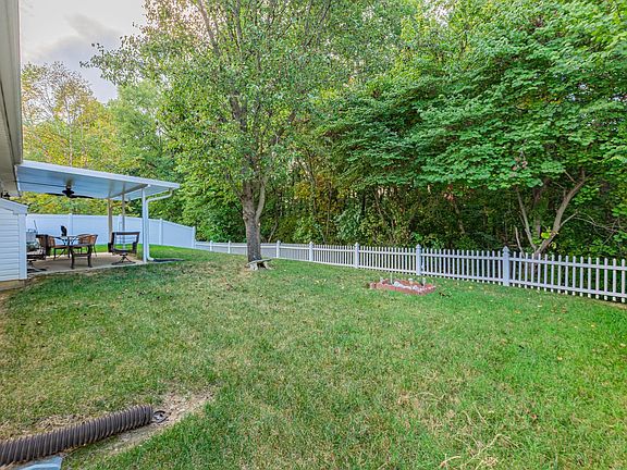 3rd image of 2916 Timber Park Dr